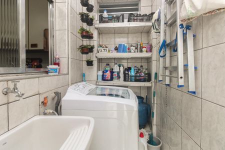 Casa à venda com 189m², 2 quartos e 2 vagasÁrea de Serviço