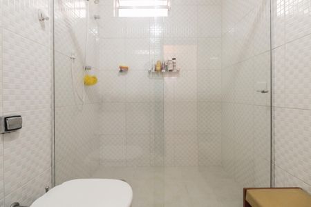 Casa à venda com 189m², 2 quartos e 2 vagasBanheiro Suíte