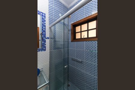 Casa de condomínio à venda com 170m², 2 quartos e 5 vagasBanheiro de serviço