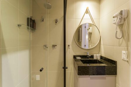 Studio para alugar com 29m², 1 quarto e sem vaga Studio para alugar com 29m², 1 quarto e sem vagaBanheiro