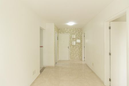 Sala de apartamento para alugar com 2 quartos, 50m² em Campo Grande, Rio de Janeiro