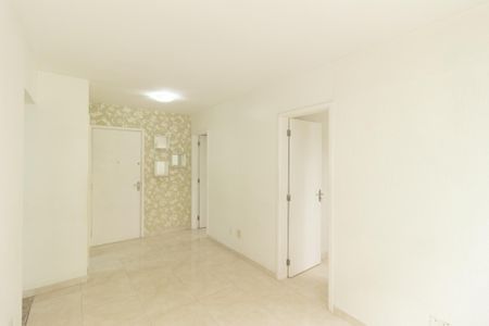 Sala de apartamento para alugar com 2 quartos, 50m² em Campo Grande, Rio de Janeiro
