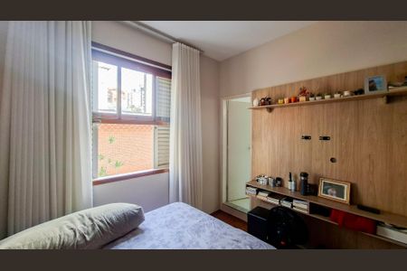 Apartamento para alugar com 140m², 3 quartos e 1 vaga Apartamento para alugar com 140m², 3 quartos e 1 vagaQuarto 3