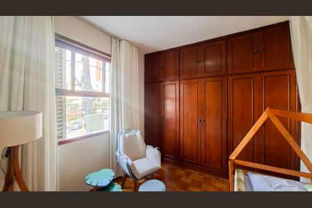 Apartamento para alugar com 140m², 3 quartos e 1 vaga Apartamento para alugar com 140m², 3 quartos e 1 vagaQuarto 2