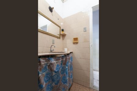 Casa à venda com 243m², 2 quartos e 6 vagasBanheiro