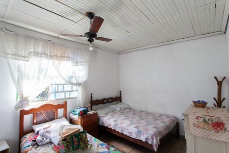 Casa à venda com 243m², 2 quartos e 6 vagasQuarto 2