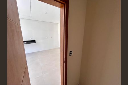 Casa à venda com 135m², 4 quartos e 3 vagas Casa à venda com 135m², 4 quartos e 3 vagasDespensa
