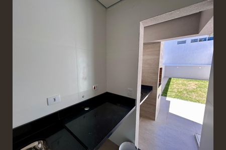 Casa à venda com 135m², 4 quartos e 3 vagas Casa à venda com 135m², 4 quartos e 3 vagasÁrea de Serviço