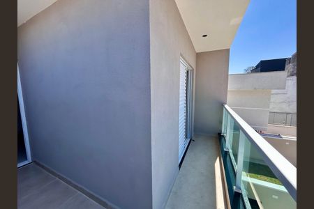 Casa à venda com 135m², 4 quartos e 3 vagas Casa à venda com 135m², 4 quartos e 3 vagasVista do Quarto 2