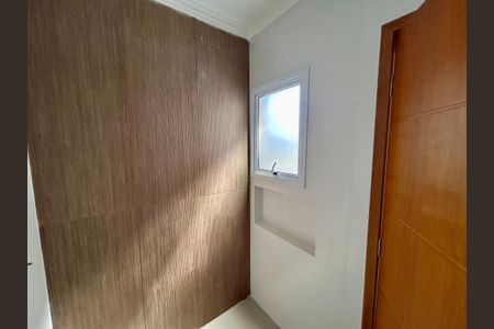 Casa à venda com 135m², 4 quartos e 3 vagas Casa à venda com 135m², 4 quartos e 3 vagasBanheiro da Suíte 1