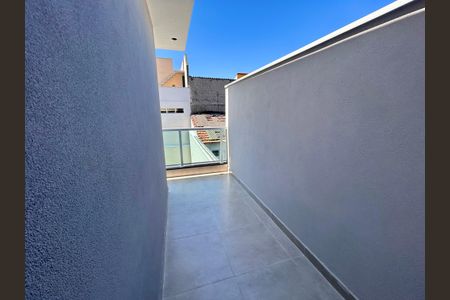 Casa à venda com 135m², 4 quartos e 3 vagas Casa à venda com 135m², 4 quartos e 3 vagasVista do Quarto 2