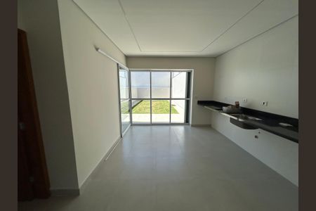 Casa à venda com 135m², 4 quartos e 3 vagas Casa à venda com 135m², 4 quartos e 3 vagasCozinha