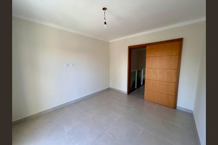 Casa à venda com 135m², 4 quartos e 3 vagas Casa à venda com 135m², 4 quartos e 3 vagasSuíte 1