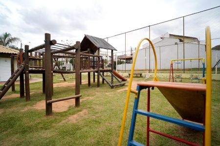 Casa de condomínio para alugar com 150m², 3 quartos e 2 vagasÁrea comum - Playground