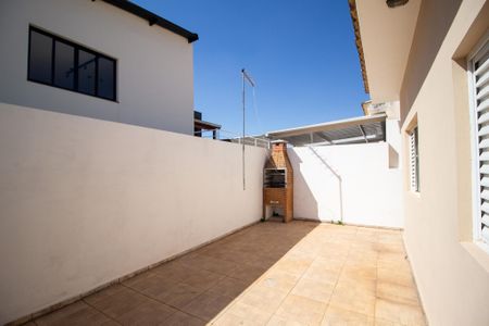 Casa de condomínio para alugar com 150m², 3 quartos e 2 vagas Casa de condomínio para alugar com 150m², 3 quartos e 2 vagasÁrea externa