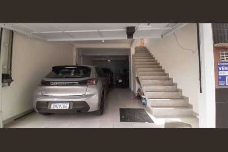 Casa à venda com 280m², 3 quartos e 2 vagas Casa à venda com 280m², 3 quartos e 2 vagasGaragem