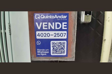 Casa à venda com 280m², 3 quartos e 2 vagas Casa à venda com 280m², 3 quartos e 2 vagasPlaca