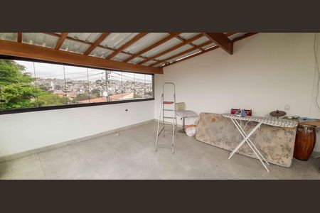 Casa à venda com 280m², 3 quartos e 2 vagas Casa à venda com 280m², 3 quartos e 2 vagasVaranda da Suíte