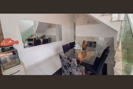 Casa à venda com 280m², 3 quartos e 2 vagas Casa à venda com 280m², 3 quartos e 2 vagasSala 3