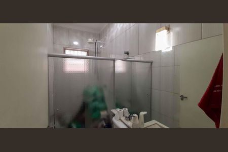 Casa à venda com 280m², 3 quartos e 2 vagas Casa à venda com 280m², 3 quartos e 2 vagasBanheiro 2