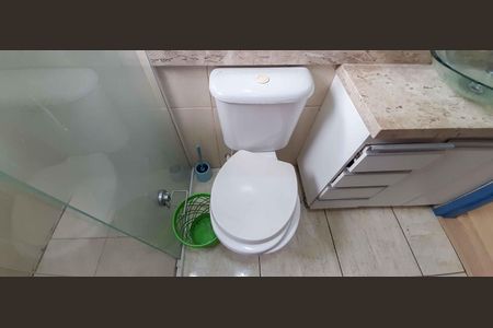 Casa à venda com 280m², 3 quartos e 2 vagas Casa à venda com 280m², 3 quartos e 2 vagasBanheiro 1