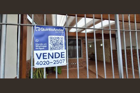 Casa à venda com 145m², 3 quartos e 3 vagasPlaquinha 
