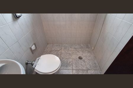 Casa à venda com 145m², 3 quartos e 3 vagasBanheiro Suíte 