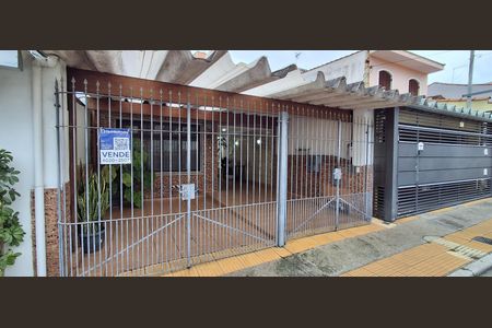 Casa à venda com 145m², 3 quartos e 3 vagasFachada 