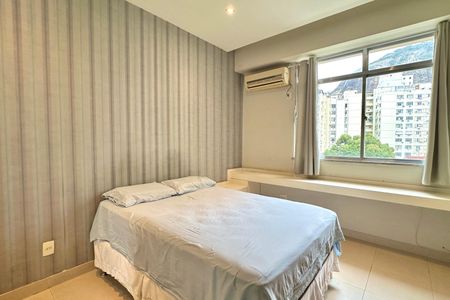 Quarto 01 de apartamento para alugar com 2 quartos, 88m² em Copacabana, Rio de Janeiro