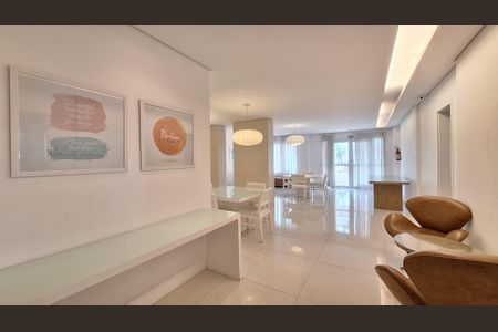 Apartamento à venda com 83m², 2 quartos e 2 vagasÁrea comum - Salão de festas