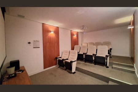 Apartamento à venda com 83m², 2 quartos e 2 vagasCinema