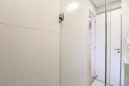 Apartamento à venda com 83m², 2 quartos e 2 vagasBanheiro da Suíte