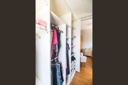 Apartamento para alugar com 113m², 3 quartos e 2 vagas Apartamento para alugar com 113m², 3 quartos e 2 vagasCloset da suíte