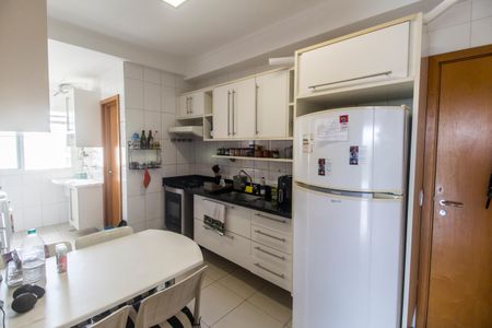 Apartamento para alugar com 113m², 3 quartos e 2 vagas Apartamento para alugar com 113m², 3 quartos e 2 vagasCozinha