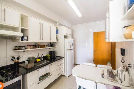 Apartamento para alugar com 113m², 3 quartos e 2 vagas Apartamento para alugar com 113m², 3 quartos e 2 vagasCozinha