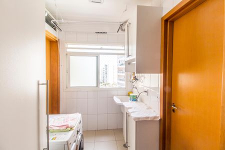 Apartamento para alugar com 113m², 3 quartos e 2 vagas Apartamento para alugar com 113m², 3 quartos e 2 vagasÁrea de Serviço