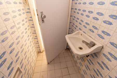 Casa à venda com 200m², 3 quartos e 2 vagasBanheiro de Serviço