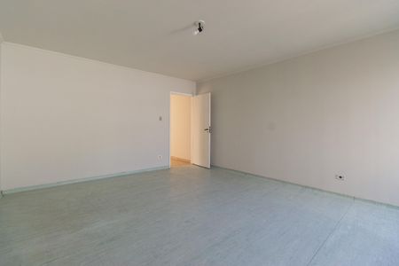 Casa à venda com 200m², 3 quartos e 2 vagasSala