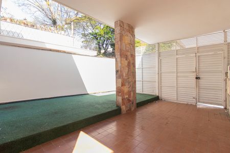 Casa à venda com 200m², 3 quartos e 2 vagasGaragem