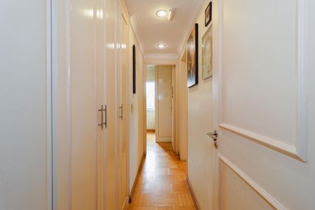 Apartamento à venda com 98m², 2 quartos e 2 vagas Apartamento à venda com 98m², 2 quartos e 2 vagasCorredor