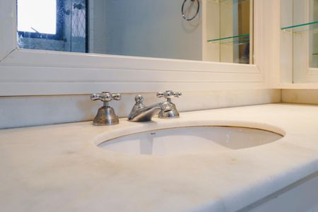 Apartamento à venda com 98m², 2 quartos e 2 vagas Apartamento à venda com 98m², 2 quartos e 2 vagasBanheiro da Suíte 1