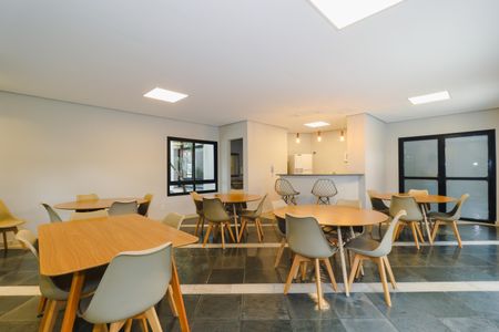 Apartamento à venda com 98m², 2 quartos e 2 vagas Apartamento à venda com 98m², 2 quartos e 2 vagasÁrea comum - Salão de festas
