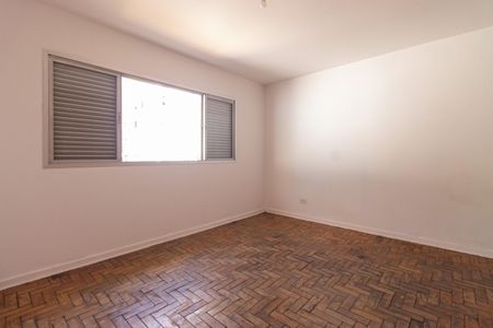 Casa à venda com 200m², 3 quartos e 2 vagasSuíte