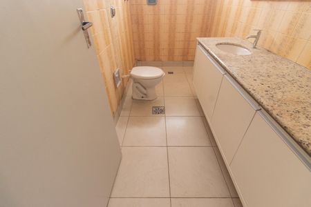 Casa à venda com 200m², 3 quartos e 2 vagasBanheiro Social