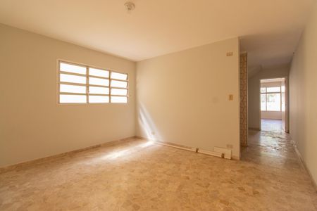 Casa à venda com 200m², 3 quartos e 2 vagasCopa