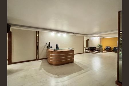 Apartamento à venda com 80m², 2 quartos e 1 vagaPortaria