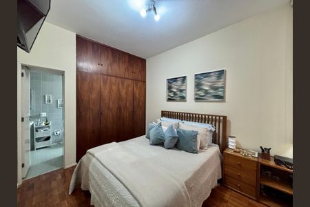 Apartamento à venda com 80m², 2 quartos e 1 vagaSuíte