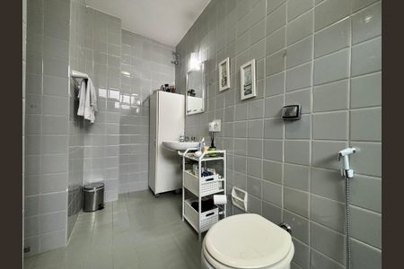 Apartamento à venda com 80m², 2 quartos e 1 vagaBanheiro da Suíte