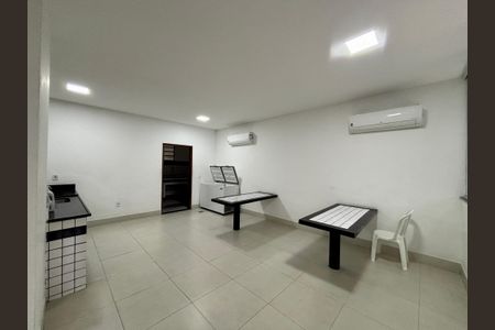 Apartamento à venda com 80m², 2 quartos e 1 vagaÁrea comum - salão de festas