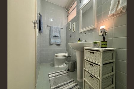 Apartamento à venda com 80m², 2 quartos e 1 vagaBanheiro social